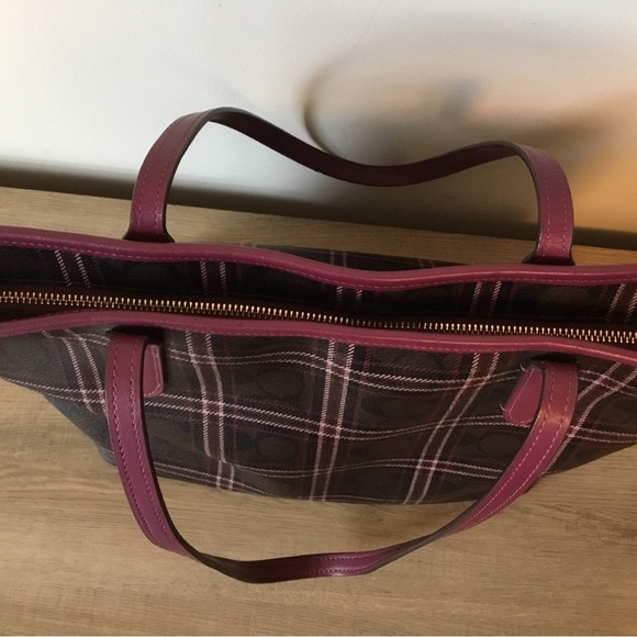 Vintage Coach NY Field Plaid Zip Top Tote Shoulder Bag Signature C’s & Dustbag - Picture 6 of 14